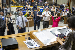 Movimentação de plenário.