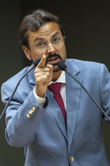 Vereador Jonas Reis.