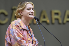 Movimentação de plenário. Na foto, a vereadora Natasha Ferreira.