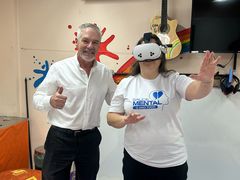 Vereadora Psicóloga Tanise Sabino visita o CERTA e confere a entrega de quatro óculos de realidade virtual através de emenda parlamentar de sua autoria