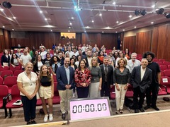 Evento debate impactos das redes sociais na saúde mental de crianças e adolescentes na AMRIGS