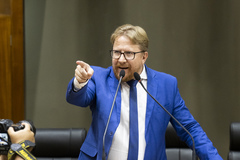 Vereador Rafael Fleck na tribuna