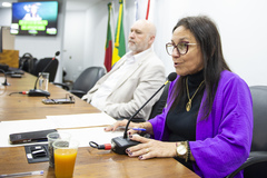 Lançamento da Frente Parlamentar em Defesa do Direito do Aposentado, proposa pela vereadora Cláudia Araújo.