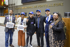 Movimentação de plenário. Na foto, os vereadores Jonas Reis, Juliana de Souza, Natasha Ferreira, Yuri Ferrer, Alexandre Bublitz e Grazi Oliveira.