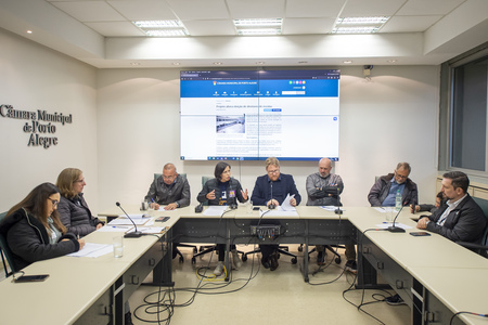 Atempa e Simpa (à esq.) e titular da Smed (à dir.) debateram projeto que altera escolha de diretores
