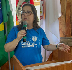 Tanise Sabino defende manutenção das emergências em saúde mental durante sessão ordinária no Acampamento Farroupilha