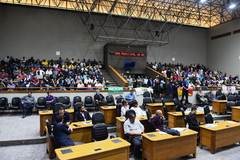 Audiências públicas são realizadas para que a população participe diretamente das discussões de projetos