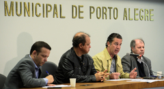 Solleti (e) e os vereadores Paulinho, Nagesltein e Dr. Goulart na reunião desta manhã