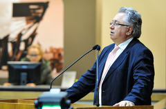 Vereador Adeli Sell (PT)