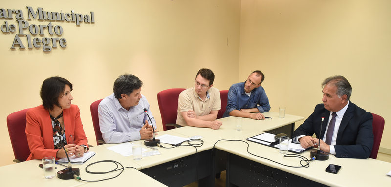 Menbros da CEDECONDH com a presença do diretor da SMIC Sr. Fernando Coronel.