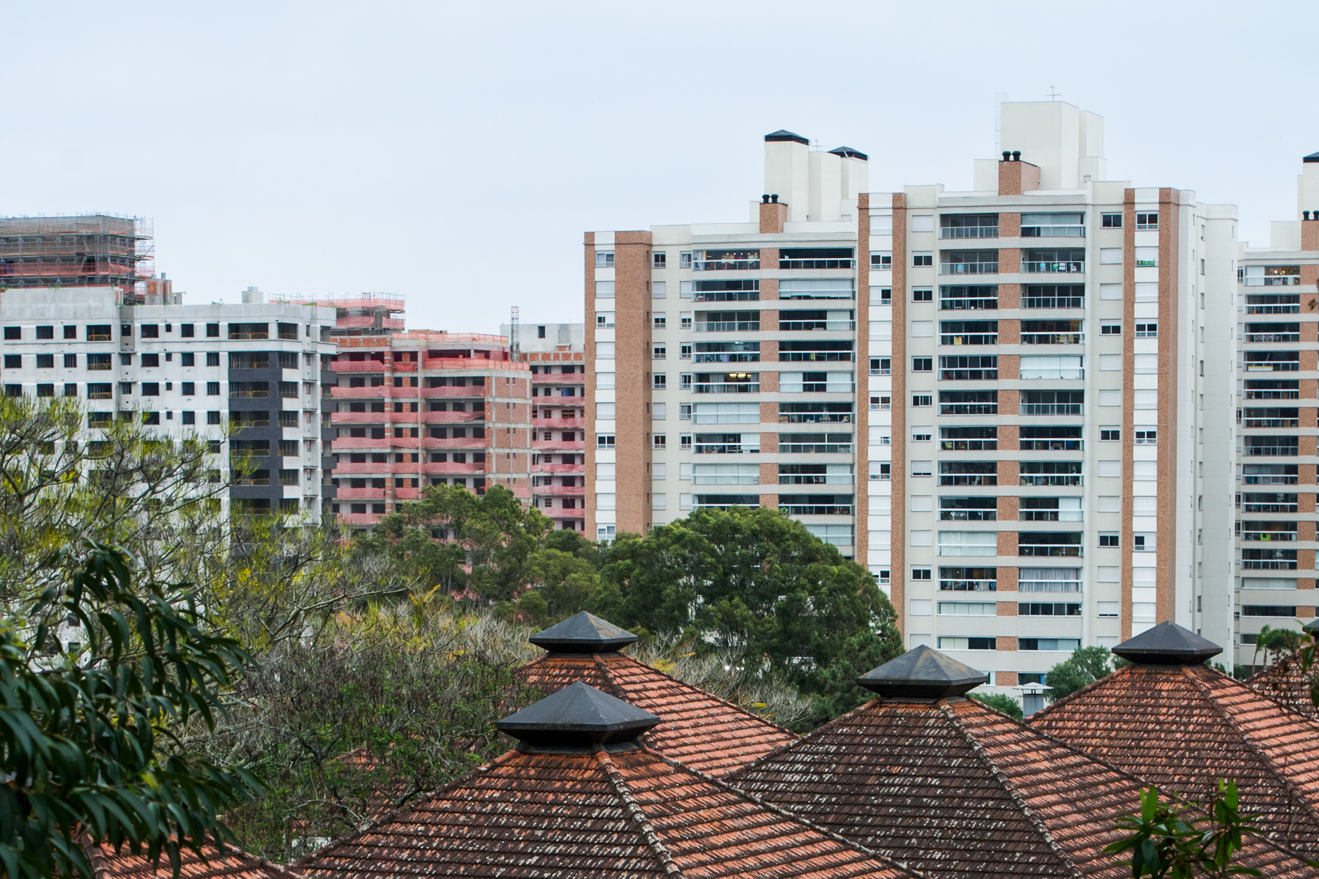Proposta é reduzir alíquota do ISSQN para a construção civil de 4% para 2,5% até 2038