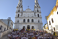 A Igreja Nossa Senhora das Dores foi um dos pontos de parada da caminhada.