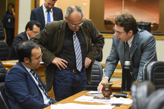 Vereadores Moisés Maluco do Bem, Airto Ferronato e Professor Alex no plenário, na tarde desta segunda-feira
