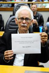 Reunião da Comissão de Constituição e Justiça sobre o PLE 018/17 – Processo nº 2057/17, que altera o art. 2º da Lei 11.466, de 29 de julho de 2013, que institui o monitoramento dos veículos integrantes da frota do transporte individual por táxi do município de Porto Alegre.