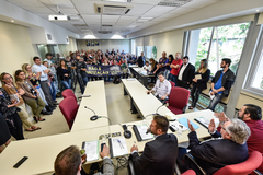 Votação de pareceres sobre processos encaminhados pelo Executivo à CMPA tratando de questões do funcionalismo público.