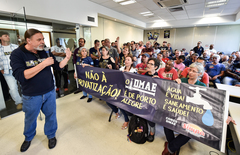 Votação de pareceres sobre processos encaminhados pelo Executivo à CMPA tratando de questões do funcionalismo público.
