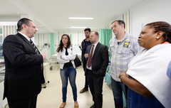 Vereadores ouviram o diretor-geral do HBP, José Antônio Pereira (esq)