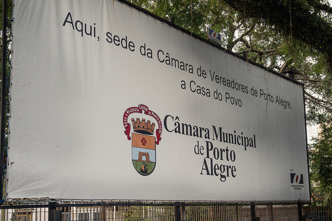 Câmara Municipal de Porto Alegre.