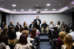 Comissão Especial para tratar dos projetos do Executivo sobre direitos e vantagens dos servidores municipais. Reunião no Simers.