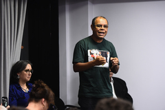 Comissão Especial para tratar dos projetos do Executivo sobre direitos e vantagens dos servidores municipais. Reunião no Simers. Na foto, Alberto Terres, diretor do Simpa