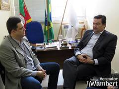 Marcio Redmann e Professor Wambert falam sobre projetos na área de odontologia.
