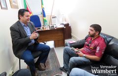 Lara nasceu com uma doença rara chamada Distrofia Muscular Congenita em Merosina Positiva.