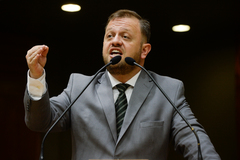 Período de comunicações. Na foto, o vereador André Carús.