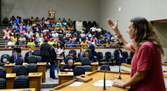 Sofia Cavedon discutiu sobre a situação das creches conveniadas com o município