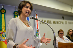 II Seminário Mulheres Vítimas de Violência Sexual: qualificando e amplicando a assistência. Na foto, a vereadora Comandante Nádia.