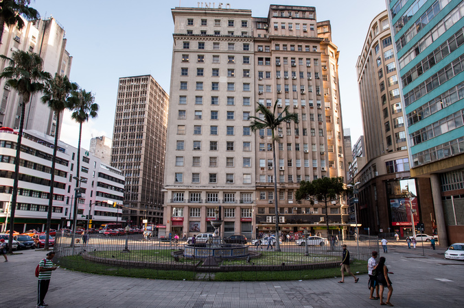 Praça Montevidéu, centro da cidade..