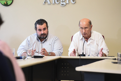 Cláudio Janta (e) é o relator, e Reginaldo Pujol é o presidente