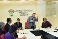 Carús (c) elencou as atividades realizadas e demandas debatidas