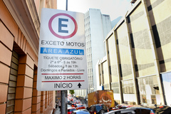 Isenção da tarifa seria restrita às vagas sinalizadas para uso de idosos