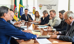 Vereadores, diretores e assessores participaram, nesta quinta-feira, de reunião da Mesa Diretora