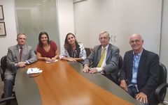 Da esq. para a dir: Francisco de Asís Benítez Salas, Adriana Reis, Vivian Carneiro, João Carlos Nedel e José Antonio Célia