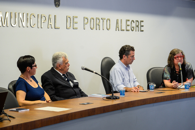 Presidente participa Solenidade de Abertura do Seminário "Sandra Pesavento e a História de Porto Alegre".
