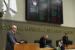 Sérgio Brum garantiu que o gasto com pessoal está abaixo de 54%, dentro do limite legal