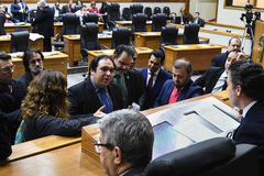 Movimentação em Plenário nesta segunda-feira