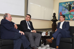 Representantes da LDN estiveram com o presidente Valter Nagelstein (d)