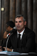 Comissão Especial do IPTU faz reunião extraordinária no bairro Sarandi. Na foto, vereador Mauro Pinheiro ao microfone