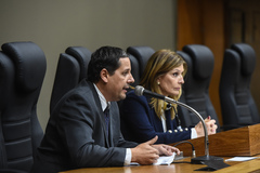 Ramos, da Ampritec, com a vereadora Mônica Leal
