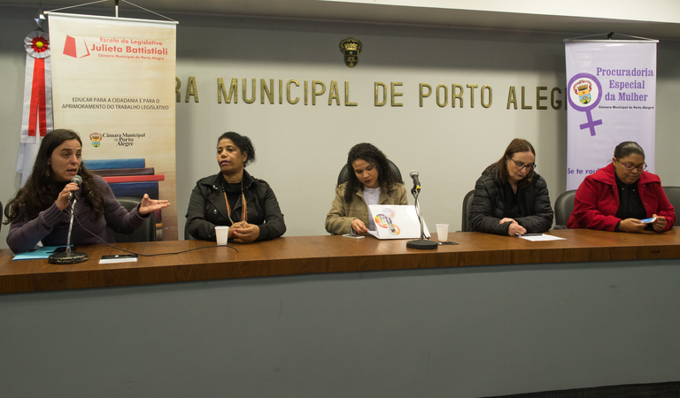 Seminário sobre Mulheres Negras