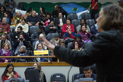 Movimentações de plenário. Na foto, a vereadora Sofia Cavedon 