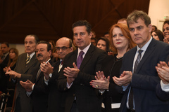 Vereador Valter Nagelstein (c) representou a Câmara Municipal no ato