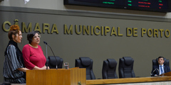 Claudia Paranhos (E) e Lisiane Rabelo (D)