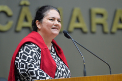 Posse de Berna Menezes foi realizada na tarde desta segunda-feira