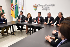 Presidente Valter Nagelstein (c) disse que, até o final do ano, Câmara terá devolvido cerca de R$ 30 milhões