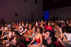 Proposta visa incentivar presença de profissionais da segurança pública em eventos culturais