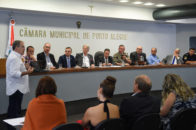 Comercio informal em POA.