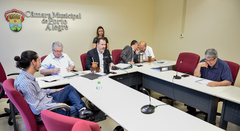 Reunião de abertura dos trabalhos. Na foto, os vereadores: Professor Bernardo, Adeli Sell, Ricardo Gomes, Cassio Trogildo, e Reginaldo Pujol.
